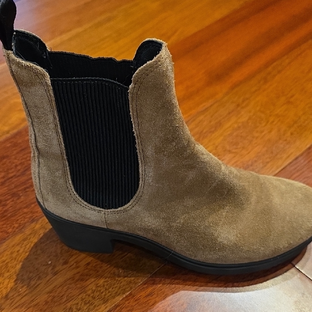 Ecco Suede Booties